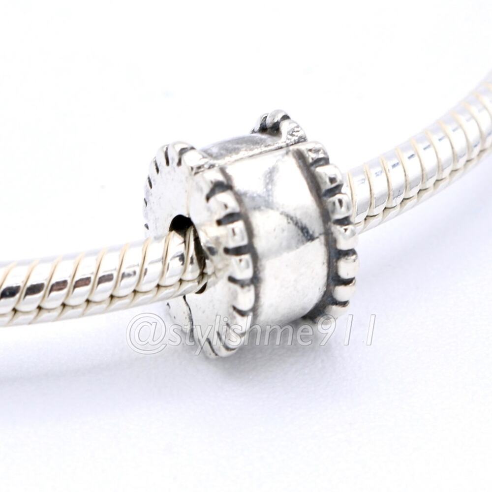 Authentic PANDORA Beveled Clip Charm - 790267